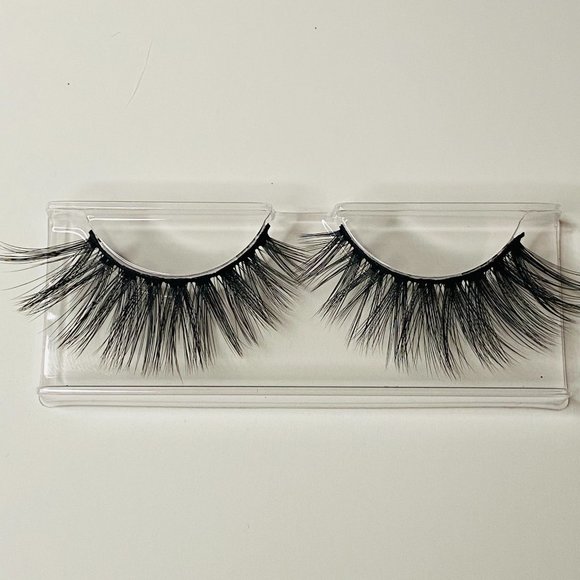 Really Bitch lash - Picture 2 of 5